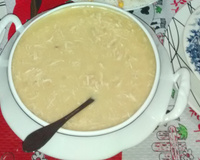 Caldo de frango com mandioca