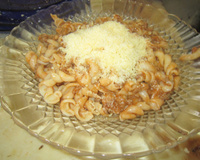 Macarrão com carne moída