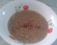 Caldo de carne moída com mandioca