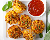 Muffin de macarrão com queijo e bacon