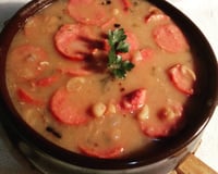 Feijão carioca com linguiça calabresa