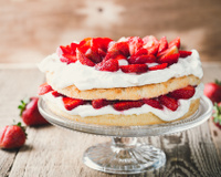 Receita de bolo de morango: confira