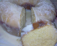 Bolo de fubá com calda