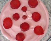 Sobremesa simples de morango