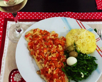 Filé de peixe assado