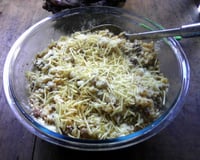 Macarronada com molho vermelho com carne moída