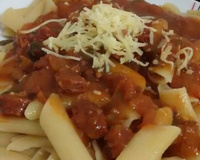Penne ao molho de calabresa