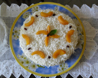 Bolo de pêssego com creme aveludado de baunilha