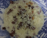 Risoto de bacon e calabresa