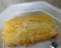 Bolo de mandioca com requeijão cremoso