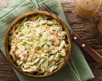 Salada de repolho com abacaxi