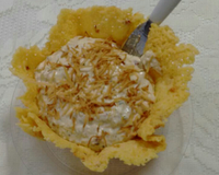 Patê de ricota ao crocante de coco