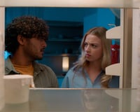 Geladeira fazendo barulho com o calor? O detalhe invisível que pode estar forçando o aparelho