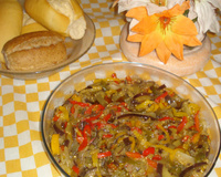 Salada de berinjela e pimentão