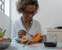 Quem não deve comer mamão? Especialistas revelam a verdade sobre essa fruta apelidada de "fruta da longevidade"