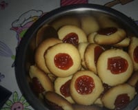 Biscoito amanteigado de goiabada