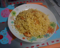 Miojo com camarão ao alho e óleo