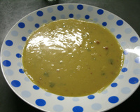 Caldo de ervilha com calabresa