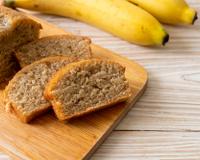 O melhor pão de banana de todos por causa desse ingrediente inusitado que ninguém usa nas receitas