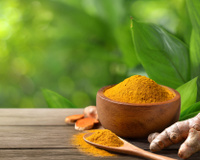 A dieta da cúrcuma: como incluir o pó dourado na alimentação e reduzir a inflamação do corpo