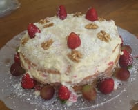 Naked cake de morango e doce de leite (Pâns)