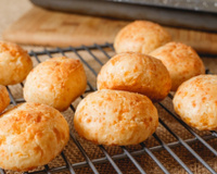 Essa é a melhor receita de pão de queijo caseiro que eu já comi, aprendi com a babá do meu filho