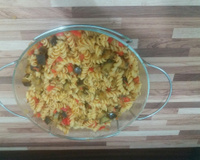 Macarrão rápido com beringela e mussarela