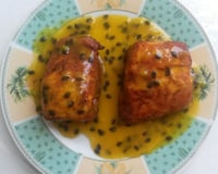 Salmão ao molho de maracujá