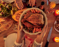 O segredo para sobreviver às festas sem detonar a saúde e o metabolismo: minha mãe aprendeu dicas que realmente funcionam com uma nutricionista