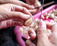 Como eu descasco 1 kg de alho em menos de 10 minutos: não é mágica, é técnica!