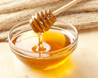 Conheça os benefícios do mel e receitas com esse poderoso alimento