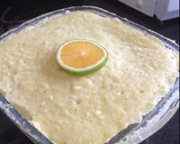 Bolo de laranja molhadinho de micro-ondas