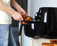 Quais comidas e itens podem estragam a Air fryer? Confira dicas e acessórios para facilitar o uso no dia a dia