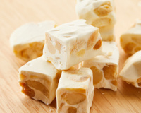 Torrone caseiro: sobremesa tradicional do Natal italiano derrete na boca e é muito fácil de fazer