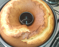 Bolo de fubá de liquidificador super fofo