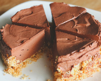 Receita de torta de chocolate, a sobremesa mais fácil e caseira possível