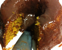 Bolo de cenoura e laranja