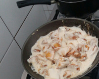 Filé de frango ao molho branco