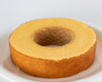 Há 7 anos comecei a trabalhar com  bolos para festas e essa é a minha receita de massa de bolo: é fácil de fazer e fica profissional