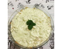 Macarrão ao molho branco e frango desfiado