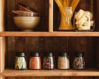 Potes para para temperos: 6 recipientes para ter condimentos sempre à mão na sua cozinha