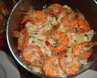 Salada de camarão com batatas