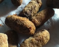 Croquete de carne moída