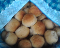 Pão de batata e nata recheado