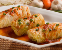 Essa receita de charuto de repolho é muito fácil e perfeita para um almoço ou jantar rápido