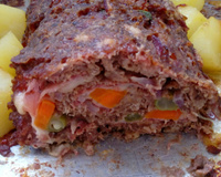 Rocambole de carne moída