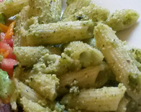 Penne ao molho pesto