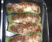 Canoa de abobrinha recheada com carne moída