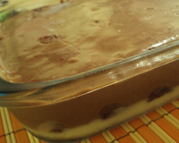 Torta gelada de waffer coberta com chocolate