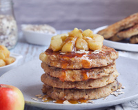Panqueca de maça fofinha e sem açúcar: minha filha faz para o café da manhã quando está de dieta